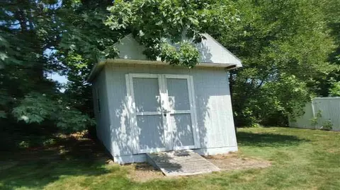 6221 Burning Tree, Jackson, MI 49201 photo 4