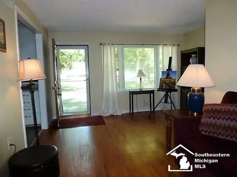 2301 Mason, Temperance, MI 48182 photo 2