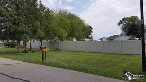 3070 S First, Monroe, MI 48162 photo 14