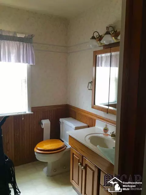 122 Sheridan, Monroe, MI 48162 photo 8