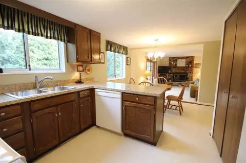 6529 Meadowlark Cr, Jackson, MI 49201 photo 6