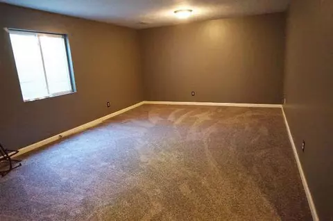 6305 Burning Tree, Jackson, MI 49201 photo 4