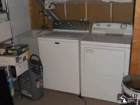 1014 Bentley, Monroe, MI 48162 photo 18