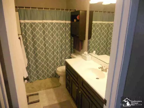 1014 Bentley, Monroe, MI 48162 photo 16