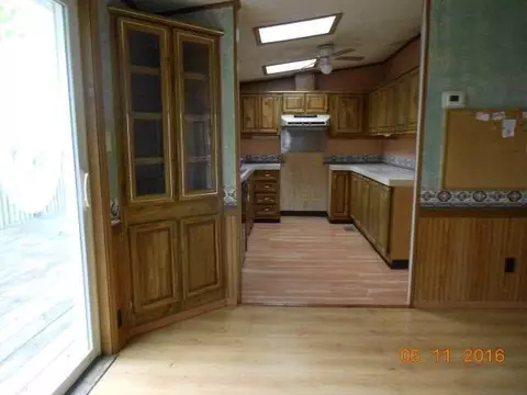 5885 Springport, Jackson, MI 49201 photo 4