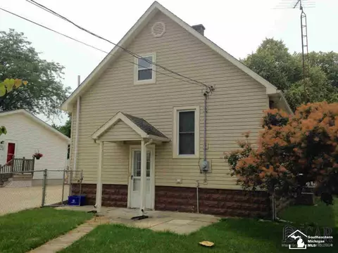 421 E Fifth, Monroe, MI 48161 photo 2