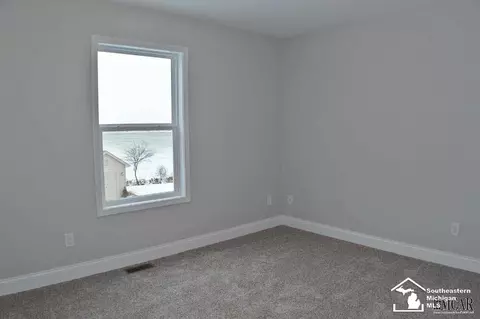 7584 Wildfire, Temperance, MI 48182 photo 12