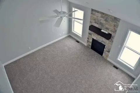 7584 Wildfire, Temperance, MI 48182 photo 5