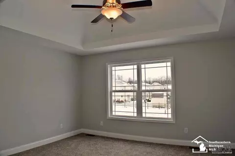 7584 Wildfire, Temperance, MI 48182 photo 10