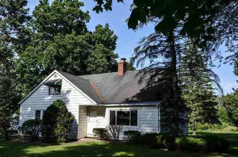 4211 Lansing, Jackson, MI 49202 photo 2
