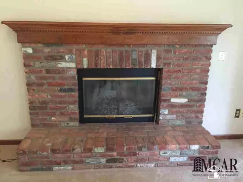 917 Whitman, Temperance, MI 48182 photo 7