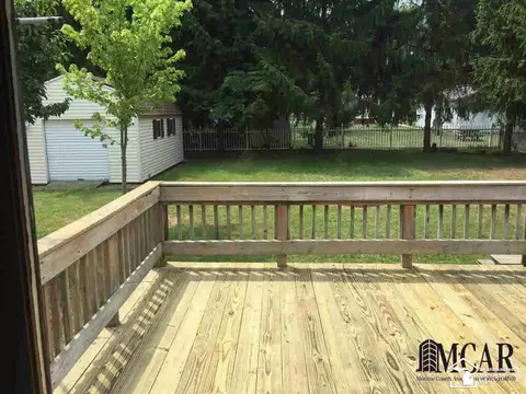917 Whitman, Temperance, MI 48182 photo 12