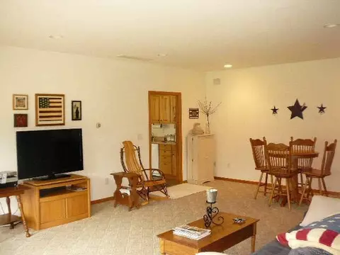 7318 Mathews, Spring Arbor, MI 49283 photo 9