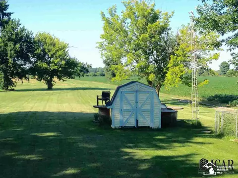 7696 N Custer, Monroe, MI 48162 photo 6