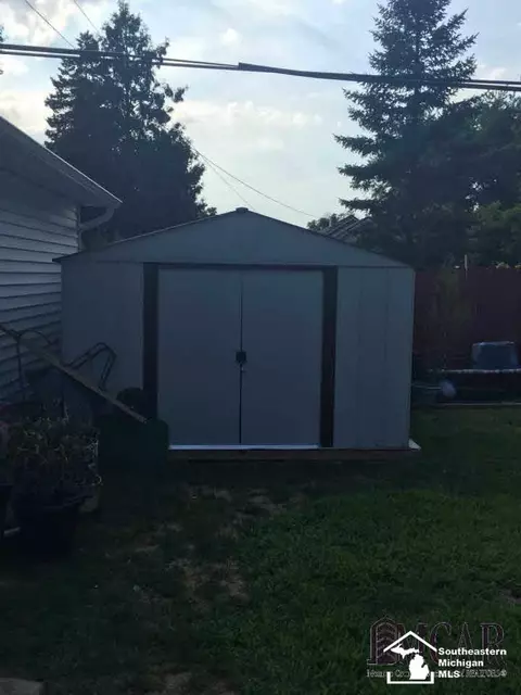 786 Rambow, Monroe, MI 48161 photo 21