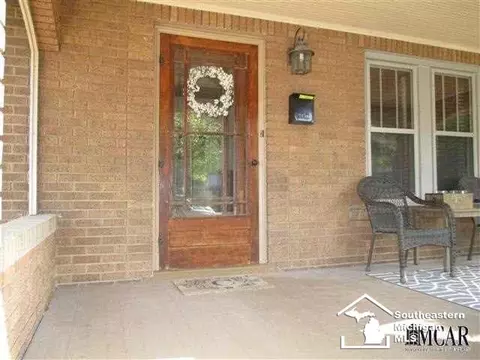 322 Arbor, Monroe, MI 48162 photo 3