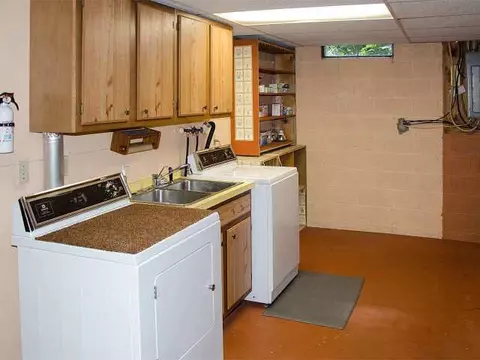 6651 Wheaton, Jackson, MI 49201 photo 23