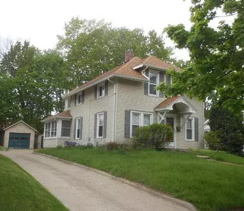 110 S Wisner, Jackson, MI 49203 photo 1
