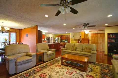 4386 Scott Carpenter, Jackson, MI 49201 photo 4