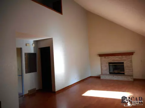 8882 Tamarack, Temperance, MI 48182 photo 12