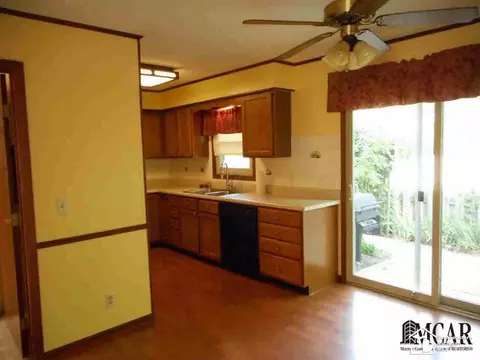 8882 Tamarack, Temperance, MI 48182 photo 5