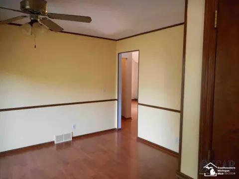8882 Tamarack, Temperance, MI 48182 photo 7