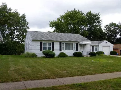 833 Loomis, Jackson, MI 49202 photo 28