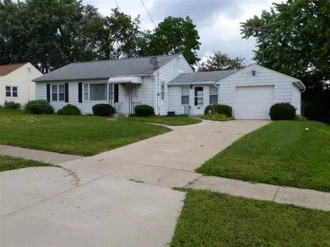 833 Loomis, Jackson, MI 49202 photo 29
