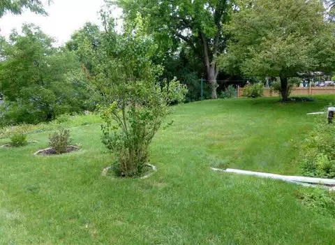 833 Loomis, Jackson, MI 49202 photo 26