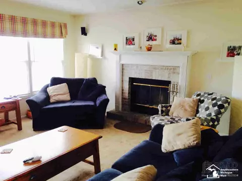4858 Catherine, Monroe, MI 48161 photo 9