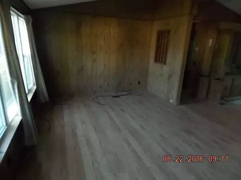 7812 Lakeview, Jackson, MI 49201 photo 2