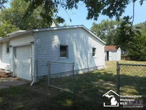 3125 Lakeview, Monroe, MI 48162 photo 3