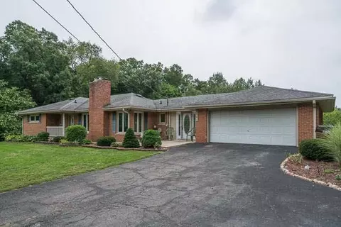 2501 Crouch, Jackson, MI 49201 photo 2