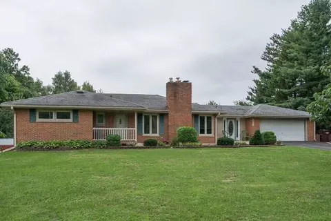 2501 Crouch, Jackson, MI 49201 photo 1