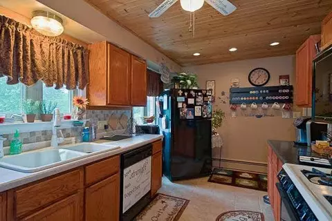 2501 Crouch, Jackson, MI 49201 photo 14
