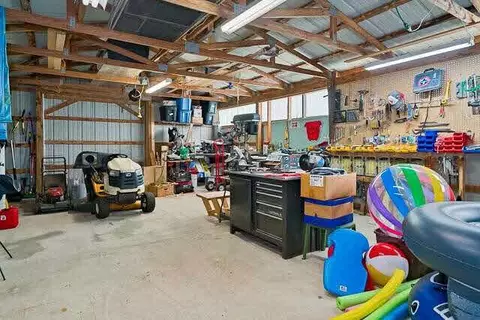 2501 Crouch, Jackson, MI 49201 photo 30