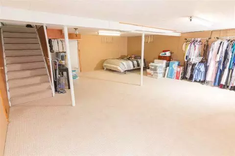 155 S Harvey, Jackson, MI 49201 photo 9