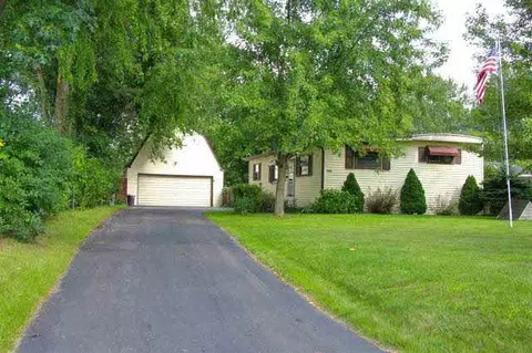 4015 Marie, Jackson, MI 49201 photo 2