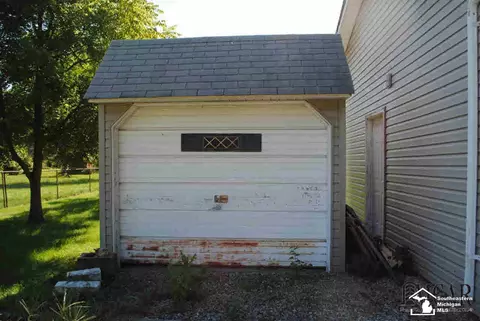 113 Kessler, Monroe, MI 48162 photo 20