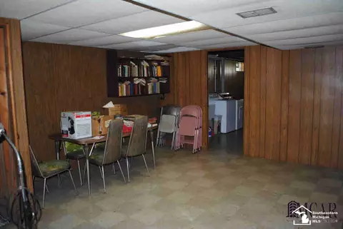 113 Kessler, Monroe, MI 48162 photo 21