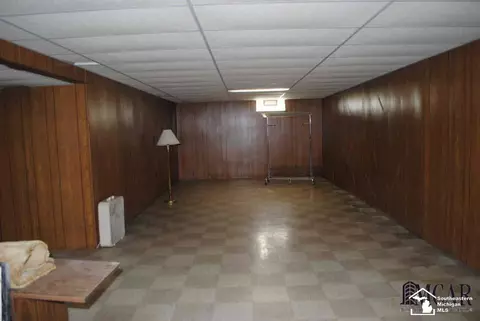 113 Kessler, Monroe, MI 48162 photo 18