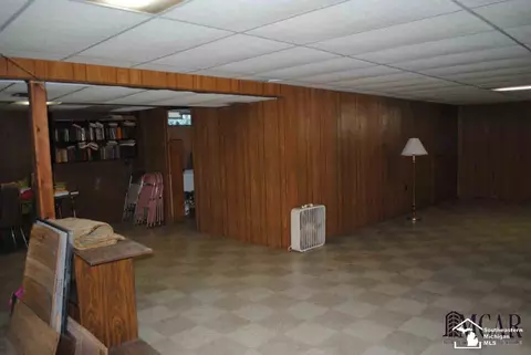 113 Kessler, Monroe, MI 48162 photo 19