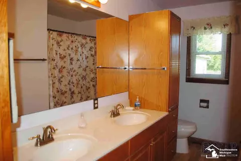 113 Kessler, Monroe, MI 48162 photo 12