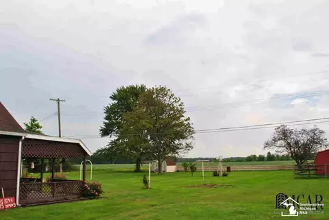 365 Sidney, Dundee, MI 48131 photo 2