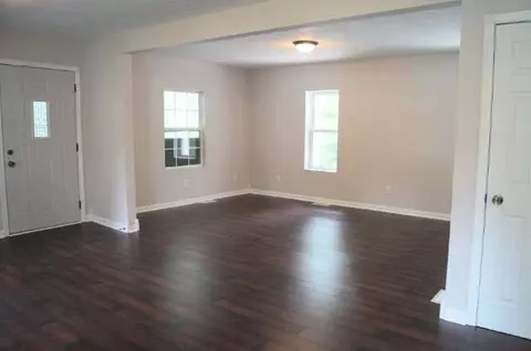 906 Gerald, Jackson, MI 49201 photo 4