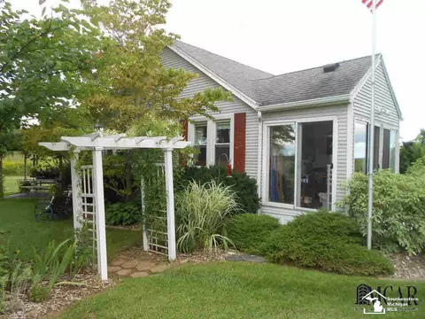9579 Liedel, Maybee, MI 48159 photo 3