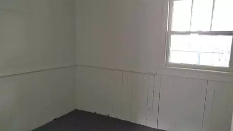318 Johnson, Jackson, MI 49203 photo 17
