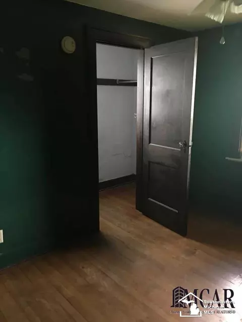 216 E Grv, Monroe, MI 48162 photo 7