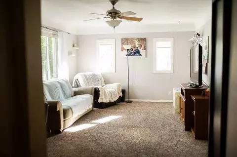 2912 Chippewa, Jackson, MI 49202 photo 3