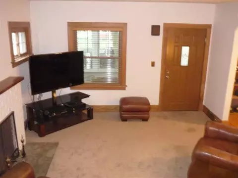 902 Union, Jackson, MI 49203 photo 6